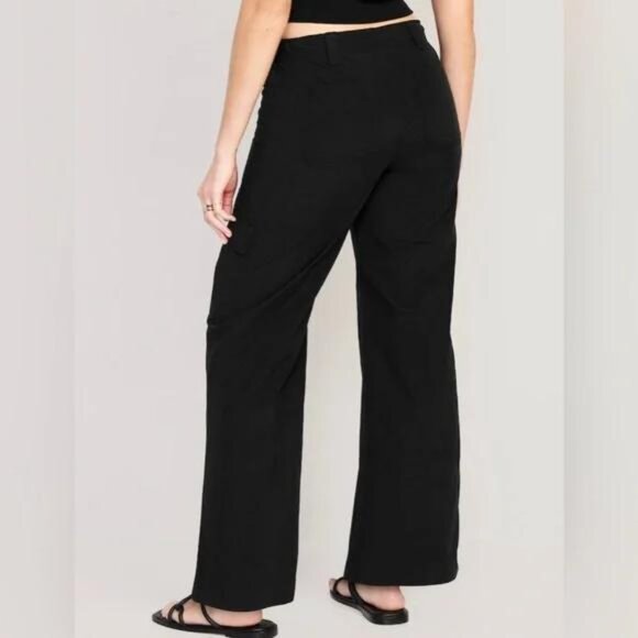 NWT Old Navy Black Mid-Rise Wide-Leg Cargo Pants for Women - Picture 3 of 7